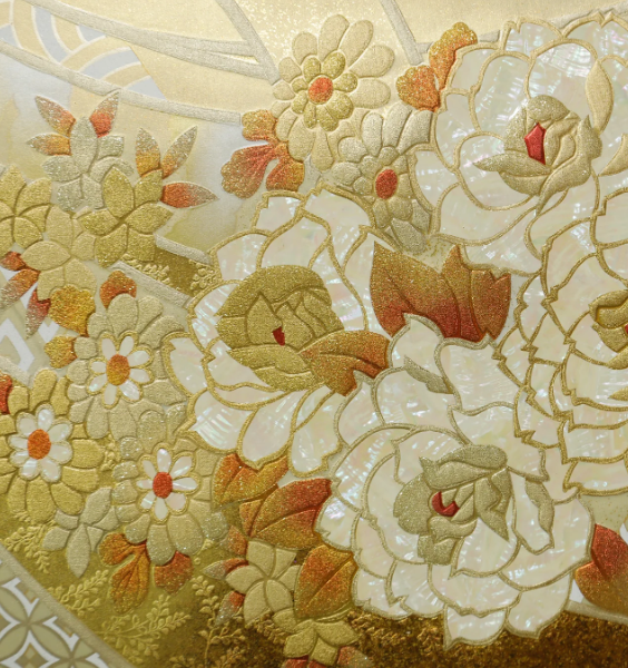Kinsai-Zaiku: Japanese Gold Embellishment with Timeless Elegance