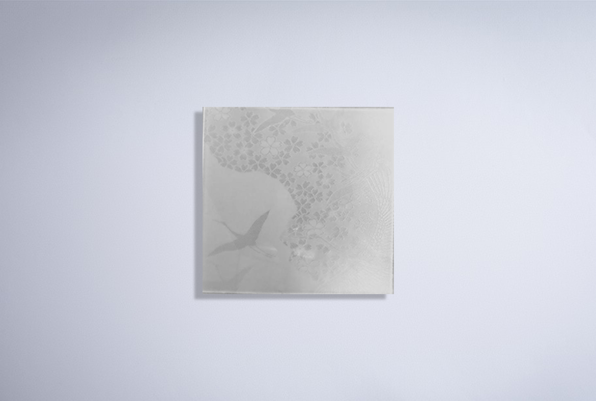 Assiette en verre Kimono sur pied